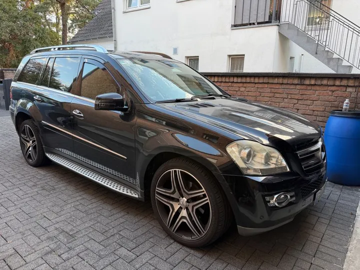 Mercedes-Benz GL 500