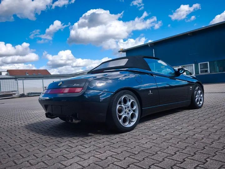 Alfa Romeo Spider