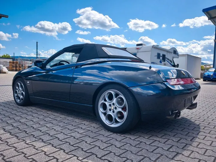 Alfa Romeo Spider