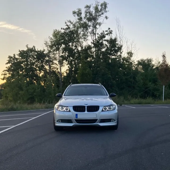 BMW 325