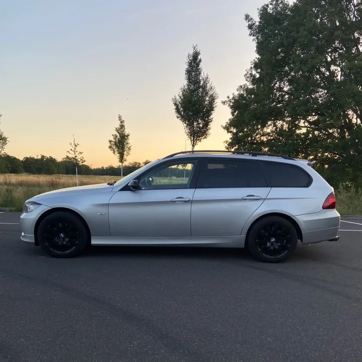 BMW 325