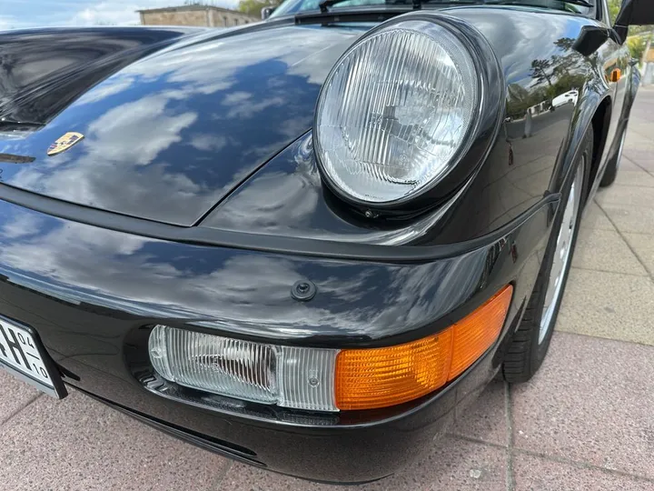 Porsche 964