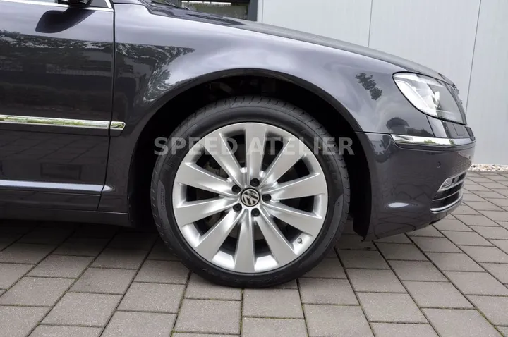 Volkswagen Phaeton