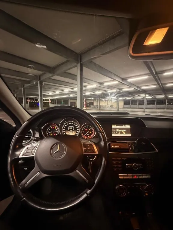Mercedes-Benz C 200