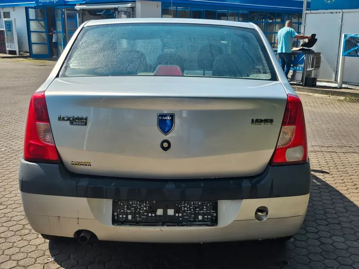 Dacia Logan