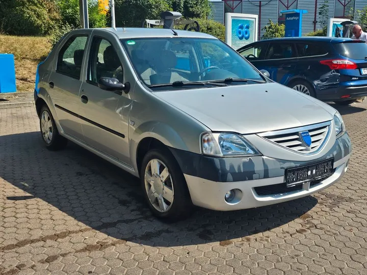 Dacia Logan