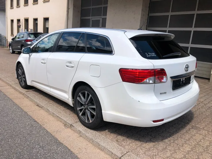 Toyota Avensis