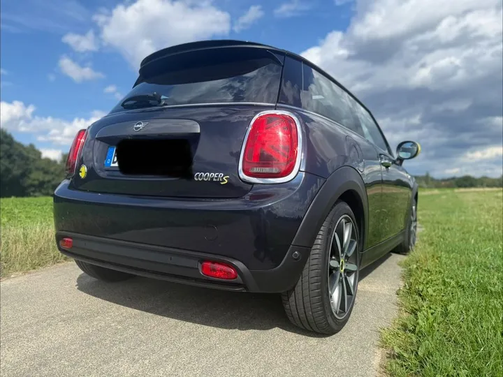 MINI Cooper SE