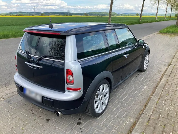 MINI Cooper Clubman
