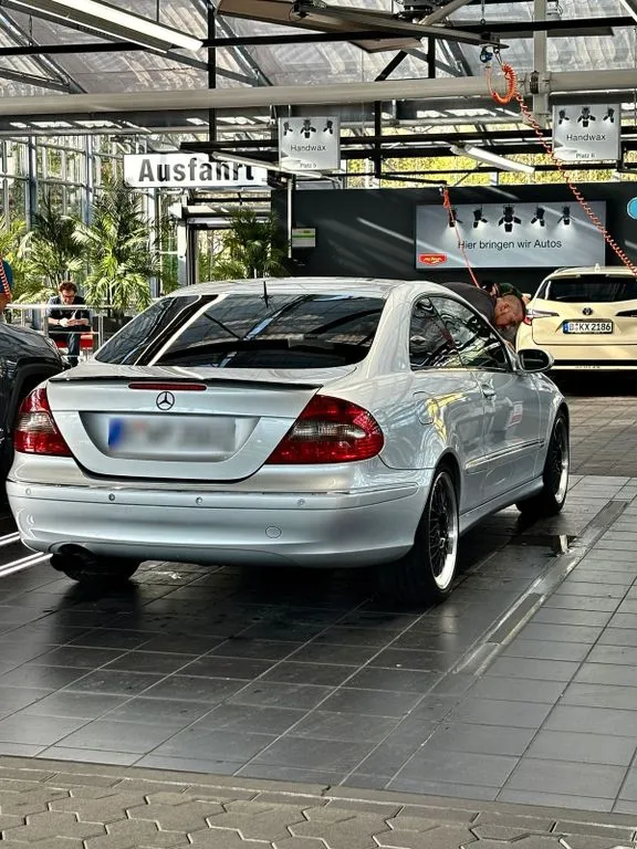 Mercedes-Benz CLK 200