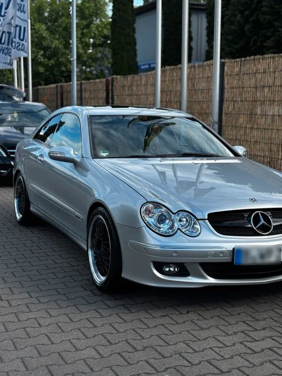 Mercedes-Benz CLK 200