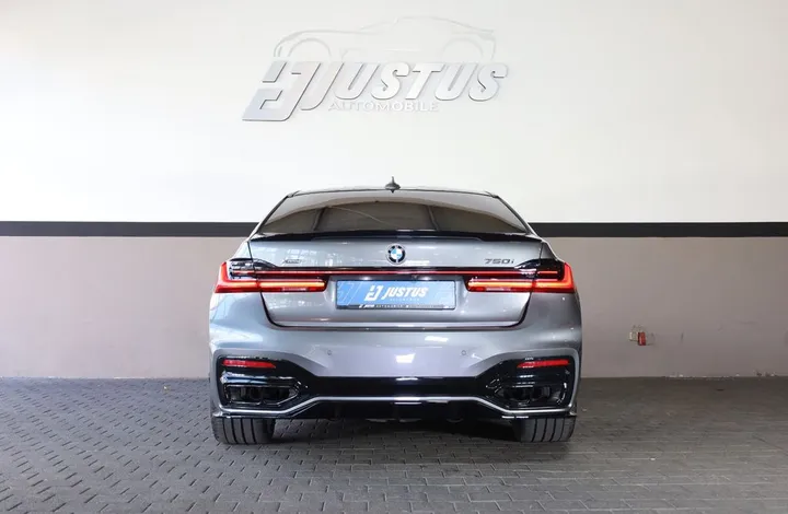 BMW 750