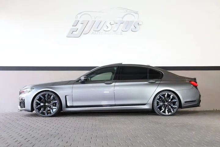 BMW 750