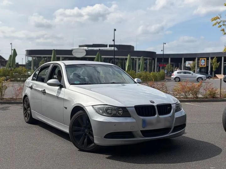 BMW 318