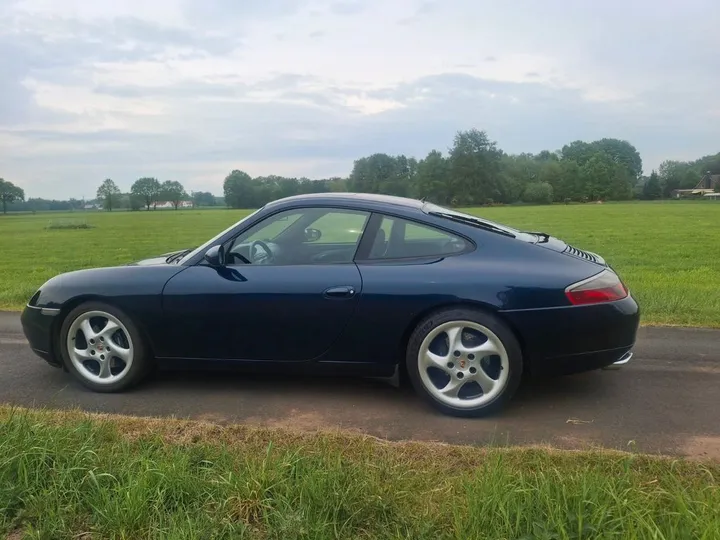 Porsche 996