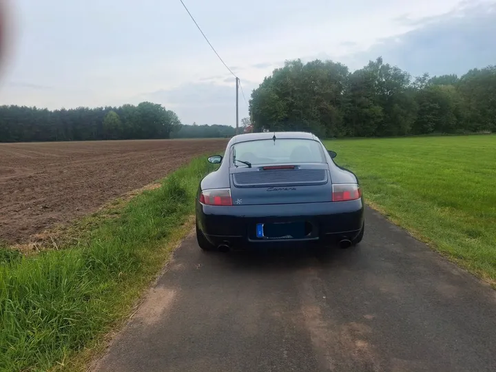 Porsche 996