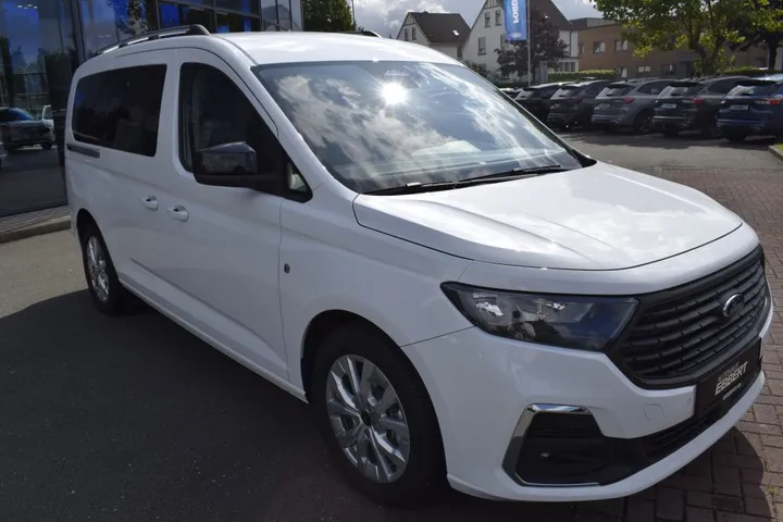 Ford Grand Tourneo