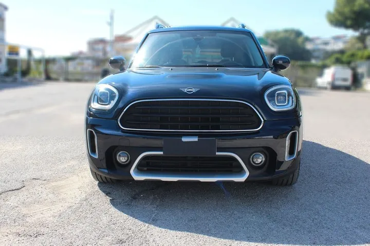 MINI One D Countryman