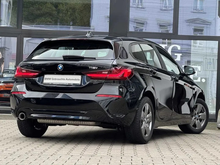 BMW 118