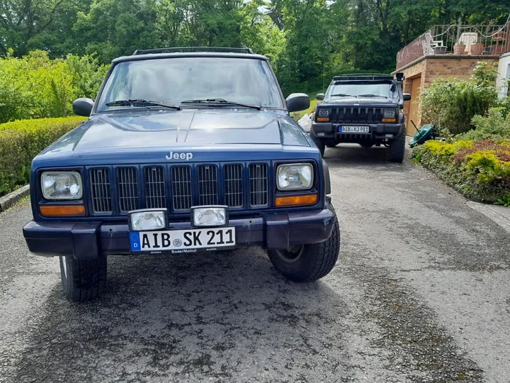 Jeep Cherokee