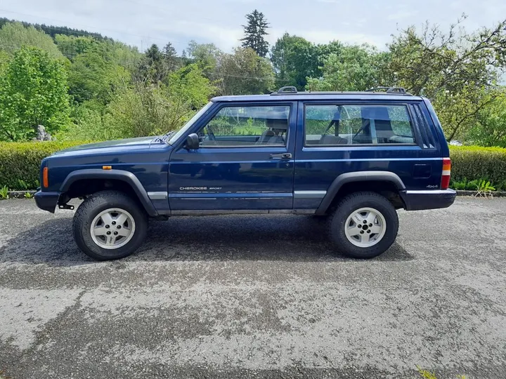 Jeep Cherokee