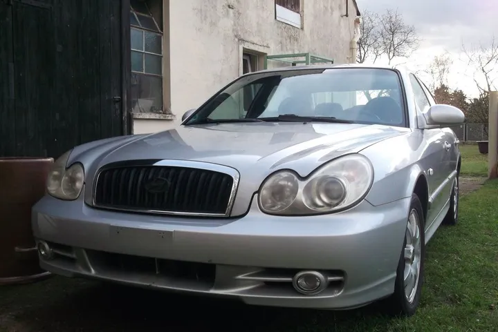 Hyundai SONATA