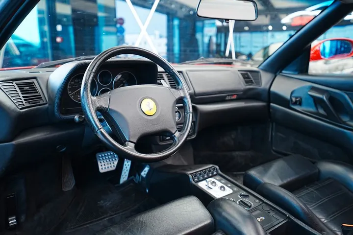 Ferrari F355