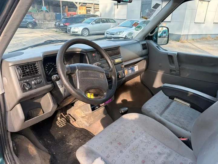 Volkswagen T4 Caravelle