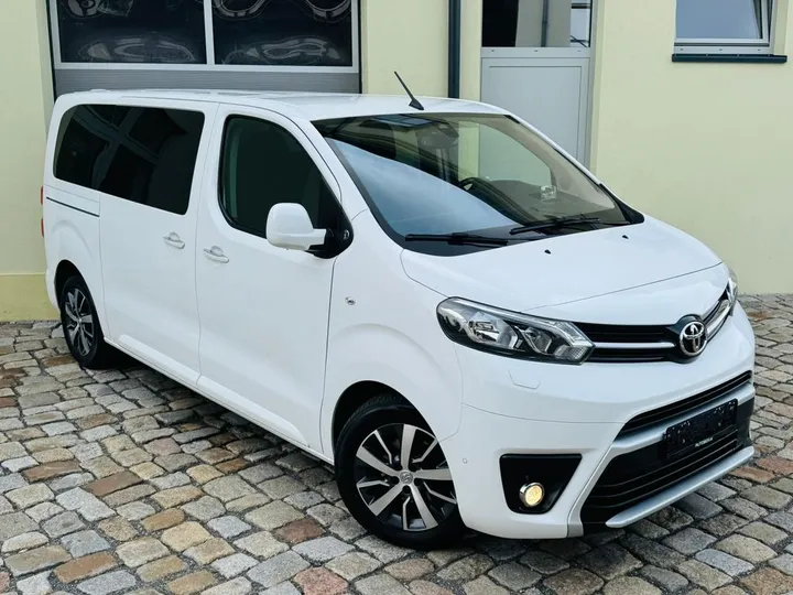 Toyota Proace Verso