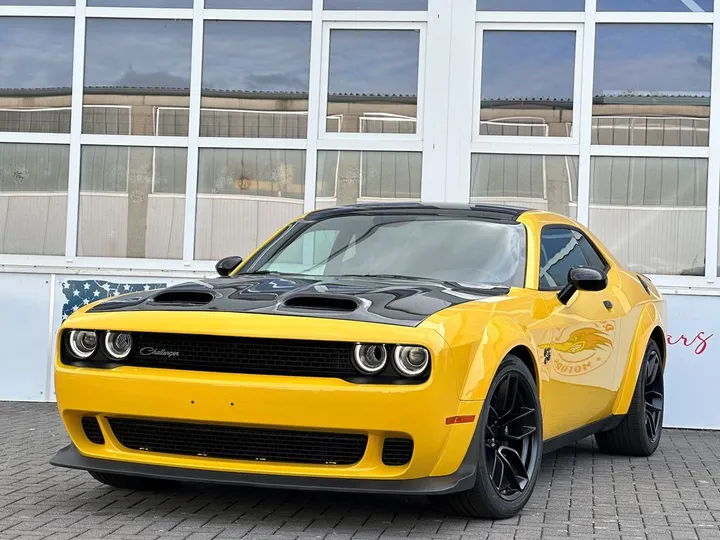 Dodge Challenger
