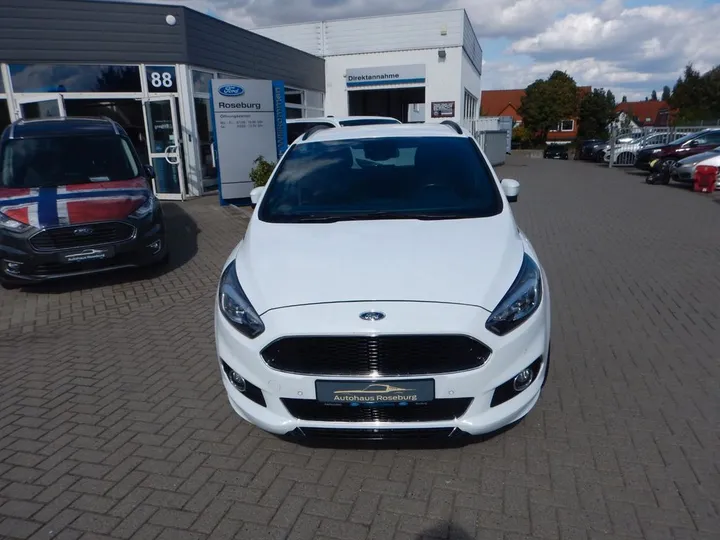 Ford S-Max