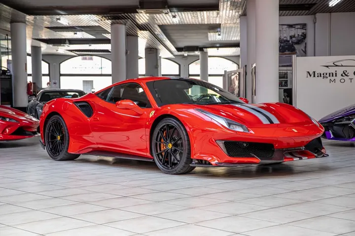 Ferrari 488 Pista