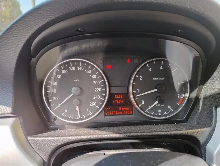 BMW 325