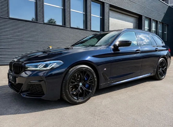 BMW 530