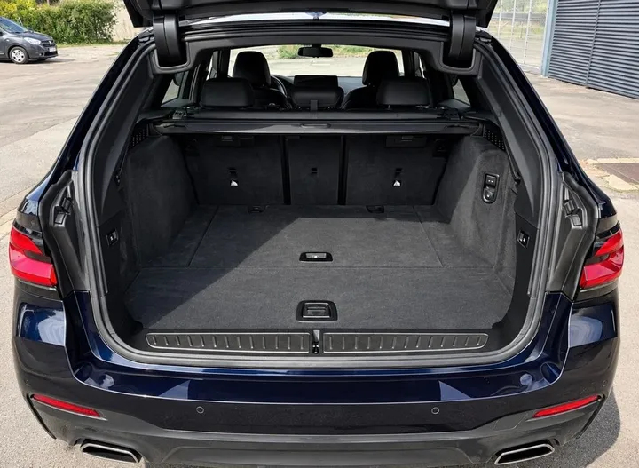 BMW 530