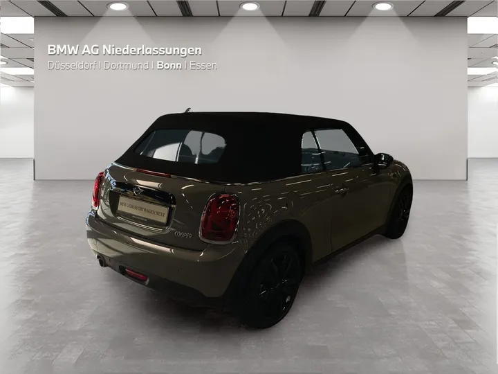 MINI Cooper Cabrio