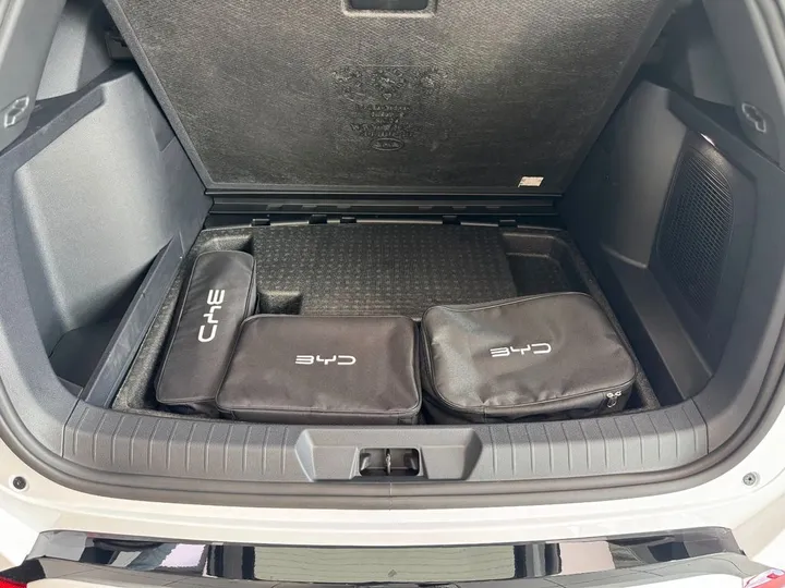 BYD SEAL U