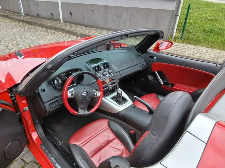 Opel GT