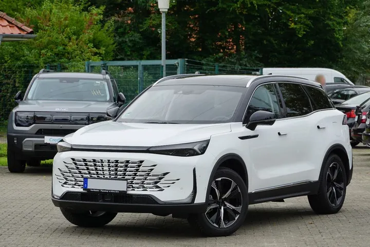 BAIC Beijing X75