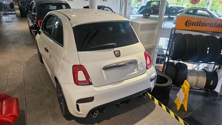 Abarth 695