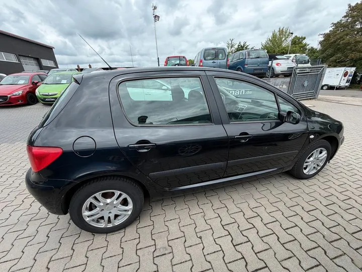 Peugeot 307