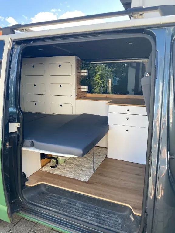 Volkswagen T5 Transporter