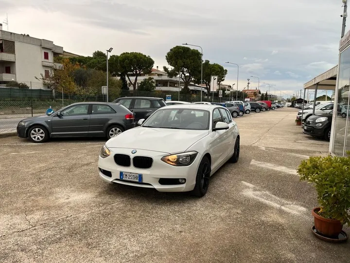 BMW 118