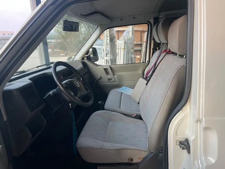 Volkswagen T4 Caravelle