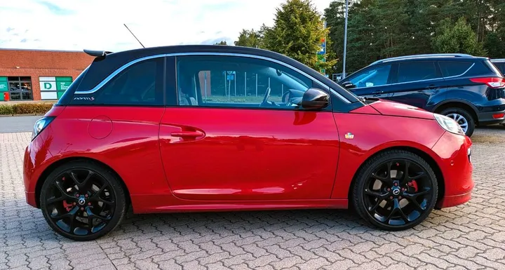 Opel Adam