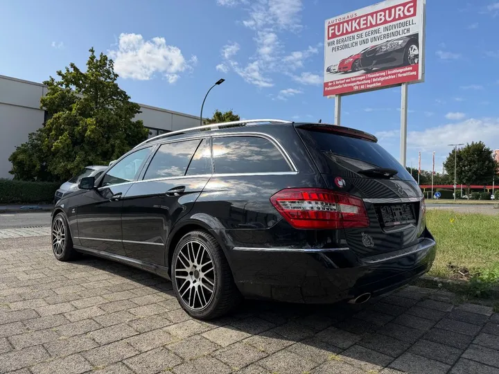 Mercedes-Benz E 350