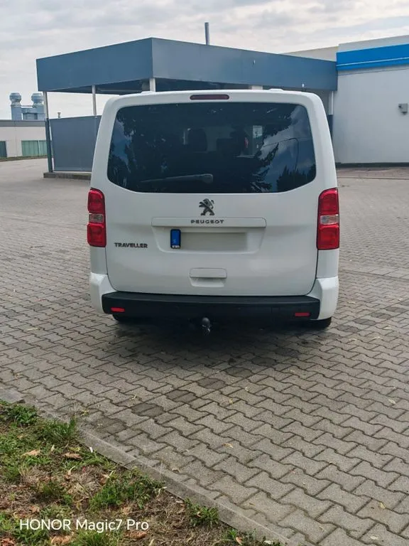 Peugeot Traveller