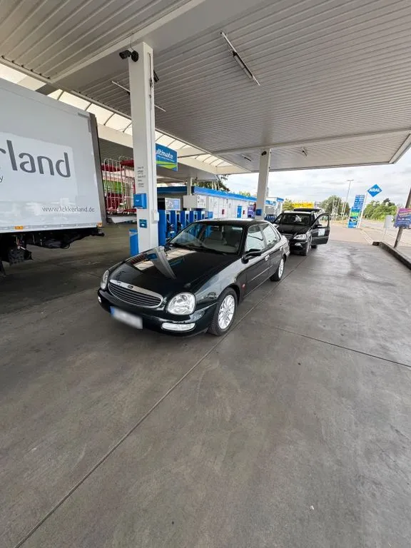 Ford Scorpio