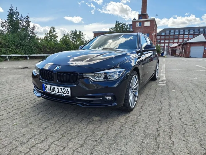 BMW 325