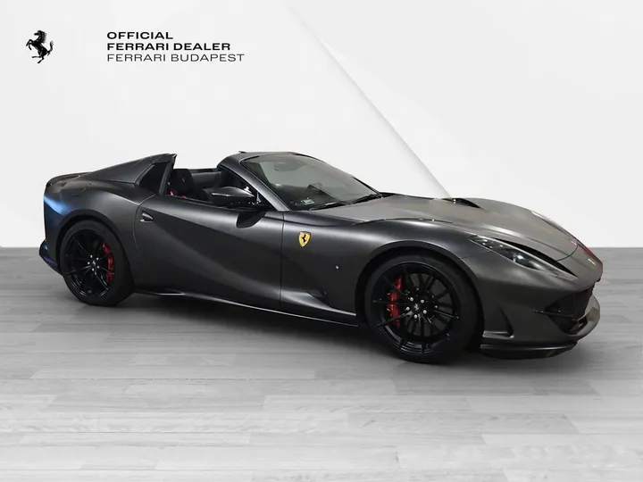 Ferrari 812